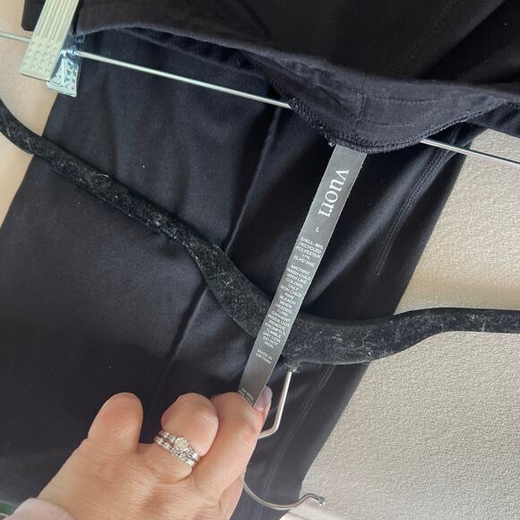 Vuori Black Women's Leggings - Picture 5 of 5